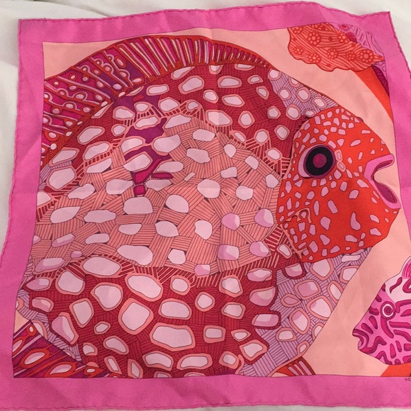 Hermes Accessories - Hermes Pink Fish Grands Fond ll Silk